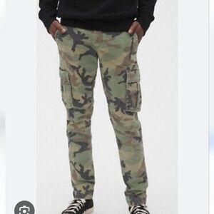 GAP Camouflage Cargo Pants (slim fit)
